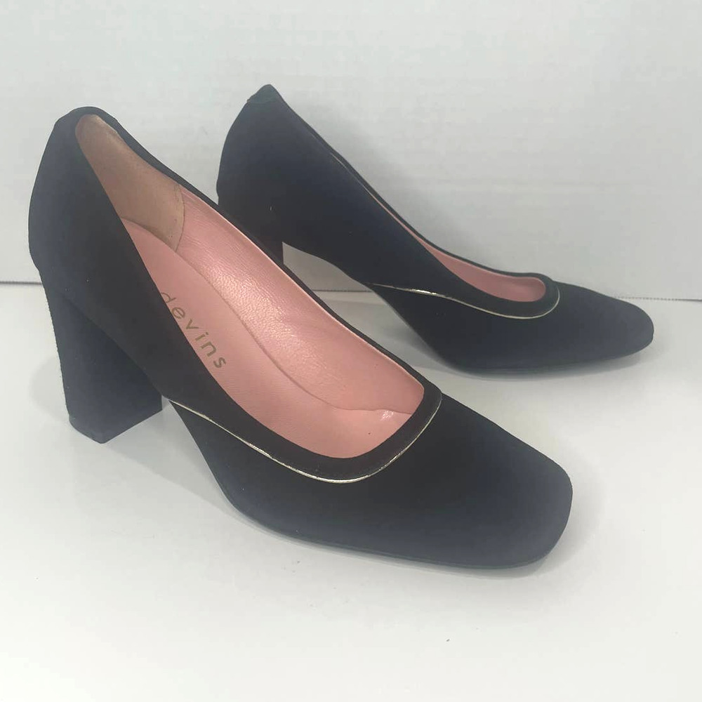 Reed Evins Black Suede Piped Pump Women's Heels 6M New in Box